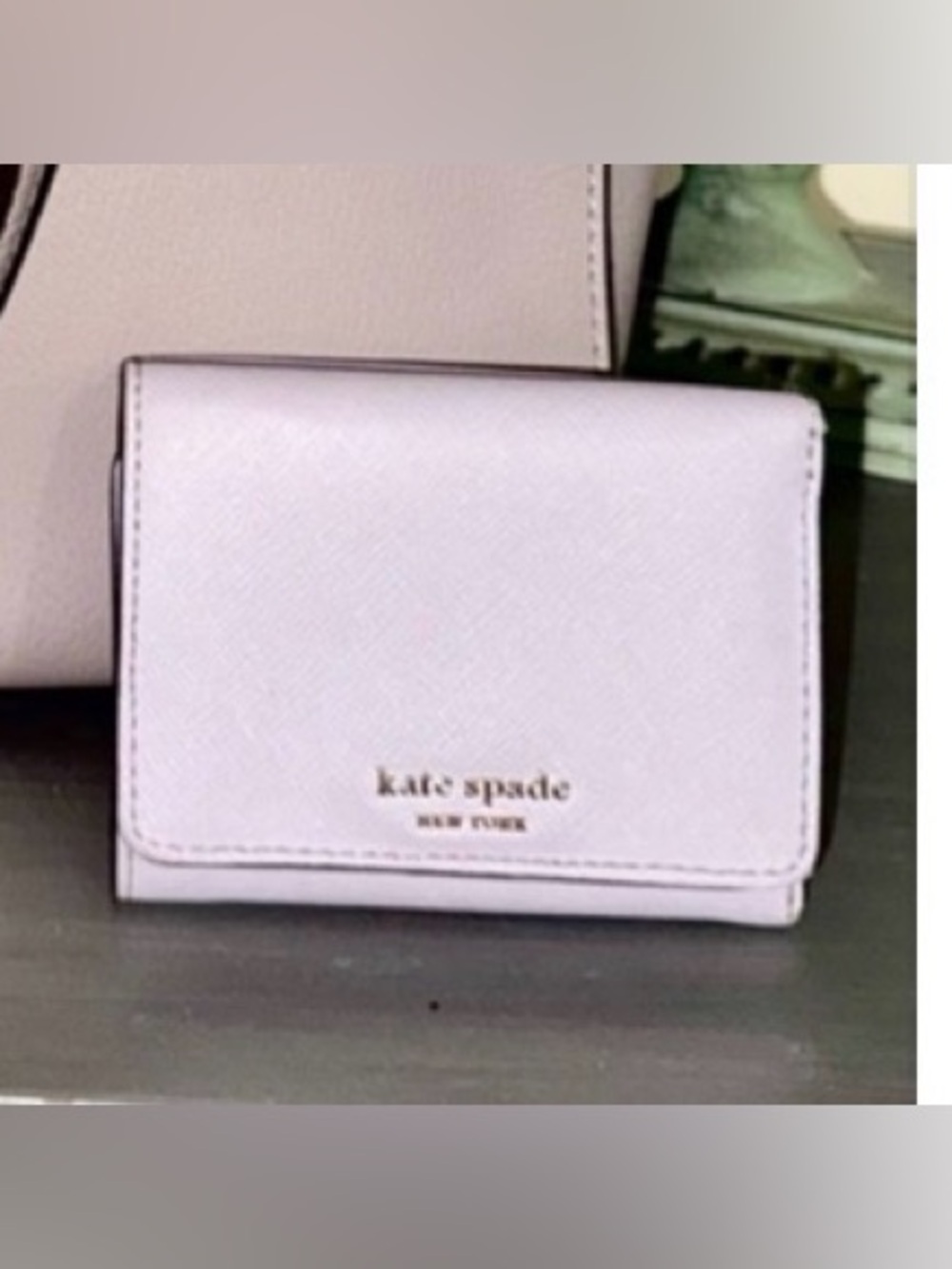 Kate Spade NY Trifold Wallet in Pale Lavender with Gold Logo - EUC - Picture 5 of 7